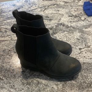 Black Sorel Wedges -Size 8